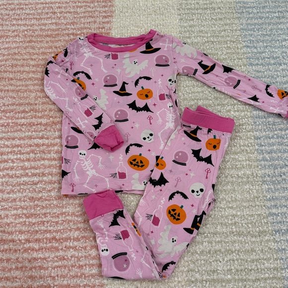 little sleepies 2 piece pink Halloween pajamas - Picture 1 of 3